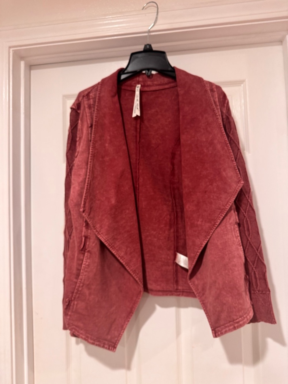 Leo & Nicole Brick Red Open Cardigan